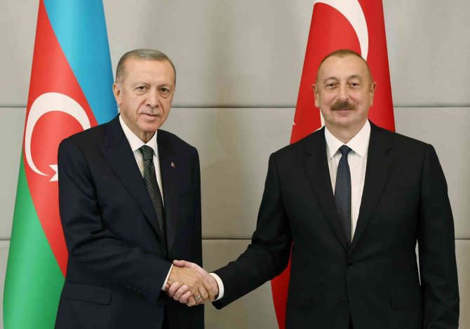 Cumhurbaşkanı Erdoğan, Cebrayıl’da Aliyev İle Görüştü