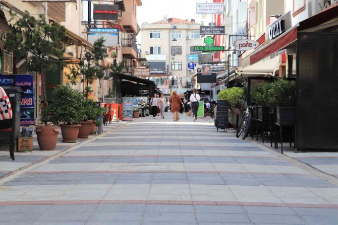 Başkan Işıksu: “Mahalle Ve Sokaklarımızın Çehresini Değiştirmeye Devam Ediyoruz”