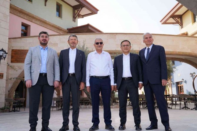 A. Denizlispor Ailesi Başkan Zolan’la Bir Araya Geldi