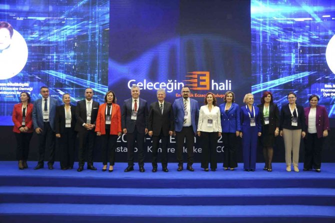 Geleceğin E Hali Kongresi ‘Havandan Dijitale’ Sloganıyla Gerçekleştiriliyor