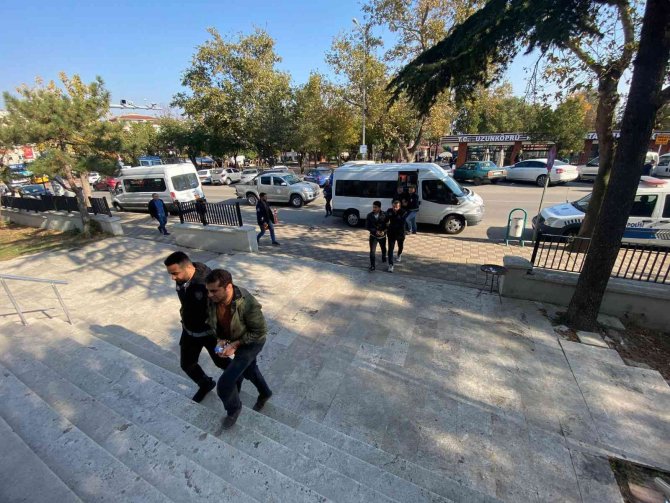 Edirne’de Fetö Operasyonu: 2 Gözaltı