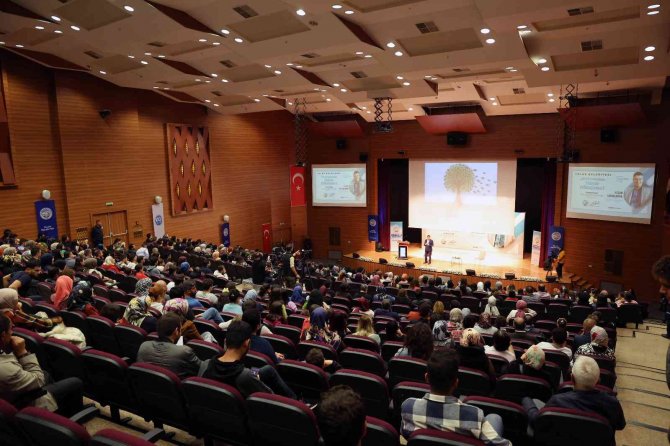 Talas’ta Gönüllere Dokunan Alişan Kapaklıkaya Söyleşisi