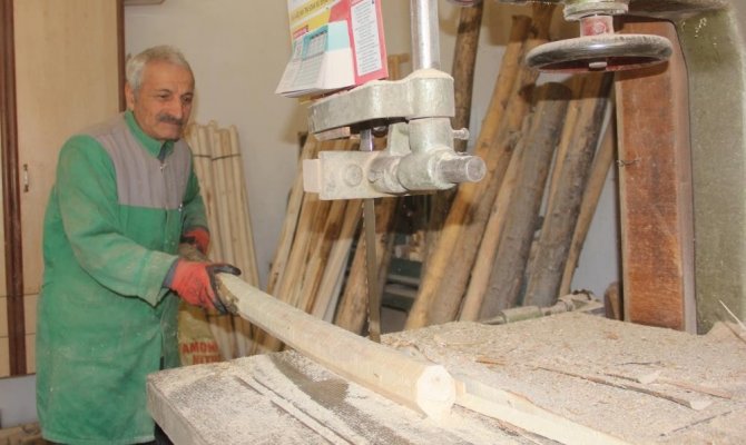 Kış Öncesi Kar Kürekleri Yapılmaya Başlandı