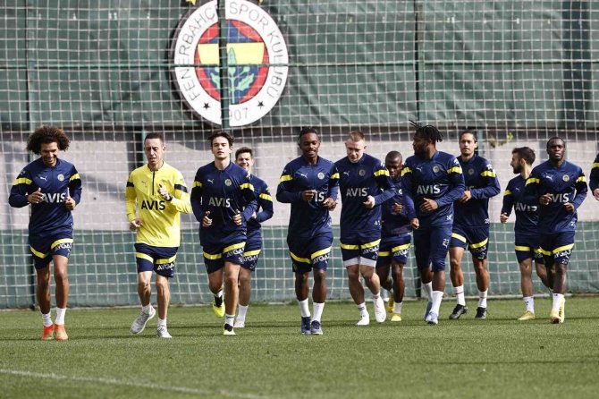 Fenerbahçe’de Başakşehir Maçı Hazırlıkları Devam Etti