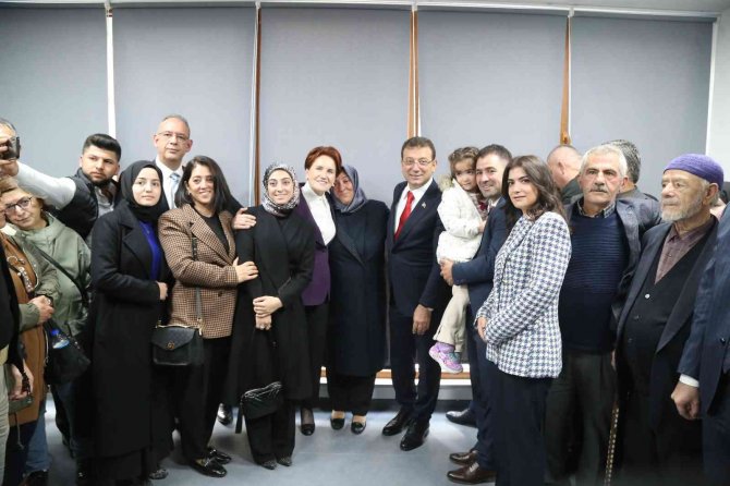 Akşener Ve İ̇mamoğlu Mustafa Canlı Adına Yapılan Okulun Açılışını Gerçekleştirdi