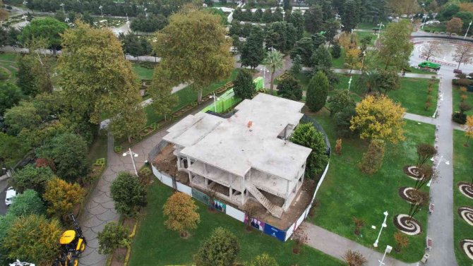 Kemal Sunal’ın Hatıraları Göztepe’de Sergilenecek