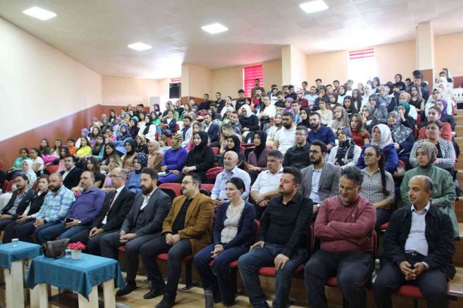 Nilhan Osmanoğlu Dedesi Sultan Abdülhamid Han’ı Anlattı