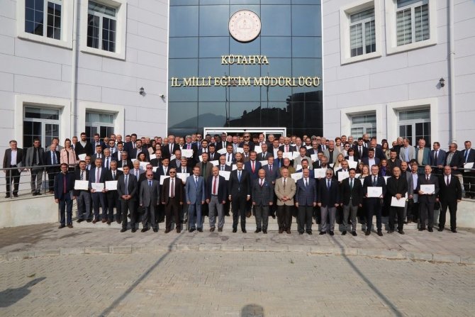 Kütahya’da 30 Okula Altın, 135 Okula Gümüş Rozet