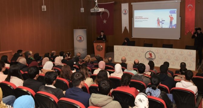 Yabancı Uyruklu Öğrencilere Oryantasyon Eğitimi