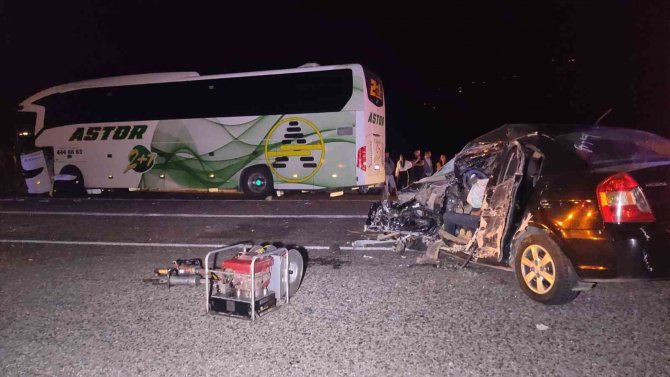 Seydikemer’de Otobüsle Otomobil Çarpıştı: 1 Ölü, 1 Yaralı