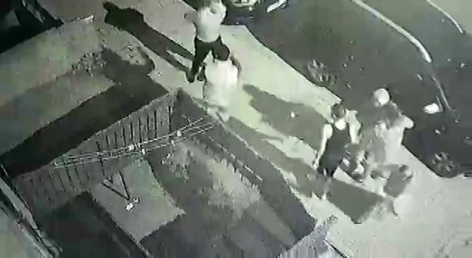 Ataşehir’de Kavgaya Müdahale Eden Akraba Kurşun Yağdırdı