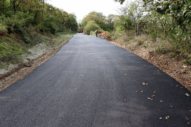 O İlçenin Kırsalında Asfalt Çalışmaları Başladı
