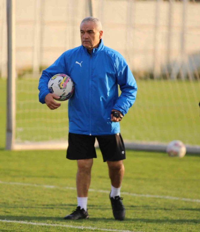 Rıza Çalımbay: “Trabzon Maçında Kapasitemizin Üzerine Çıkacağız”
