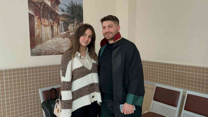 Mehmet Ali Erbil’in Taciz Ettiğini Öne Süren Fenomen Ece Ronay: “Şikayetçiyim, Cezalandırılsın”