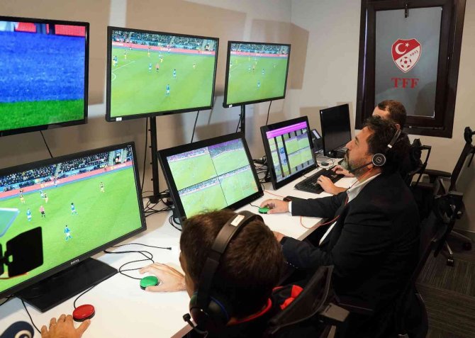 Var Merkezi Kapılarını Medyaya Açtı