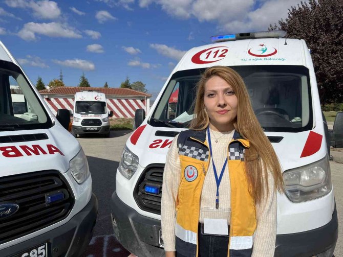 Türkiye’nin En Hızlı Ambulans Şoförleri Bu Eğitimlerle Yetişiyor