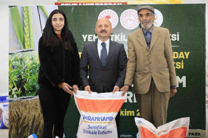 Ağrı’da Çiftçilere Hibe İle Tohum Dağıtımı Yapıldı