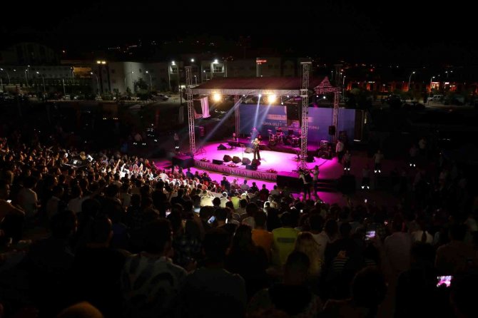 Alkü’de Azerin Rüzgarı Esti