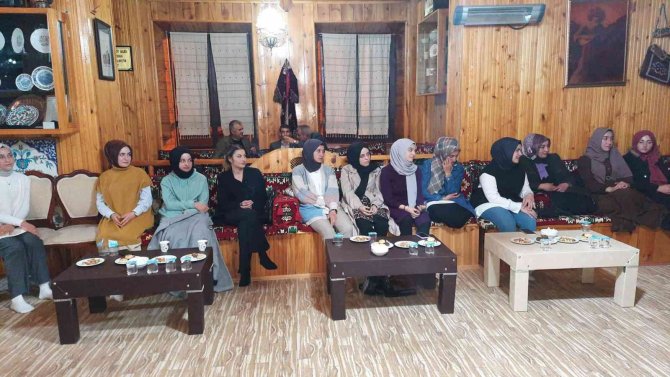 Bayburt’ta Yeni Atanan Öğretmenlerle Akşam Sohbeti