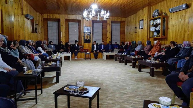 Bayburt’ta Yeni Atanan Öğretmenlerle Akşam Sohbeti