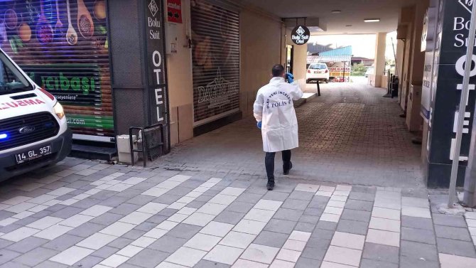 Müdürü Olduğu Otelde İntihar Etti