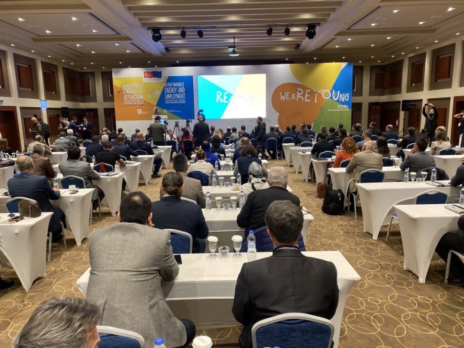 Çanakkale’de "Yenilenebilir Enerji Yatırımlarının İ̇stihdama Etkisi Çalıştayı" Gerçekleştirildi