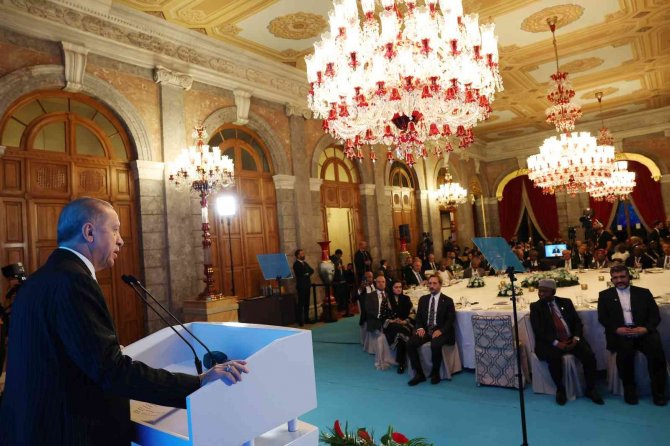 Cumhurbaşkanı Erdoğan: “Lafarge Teröre Destek Veren En Önemli Kurumlardan Bir Tanesi Olarak Her Şeyiyle Açığa Çıktı”