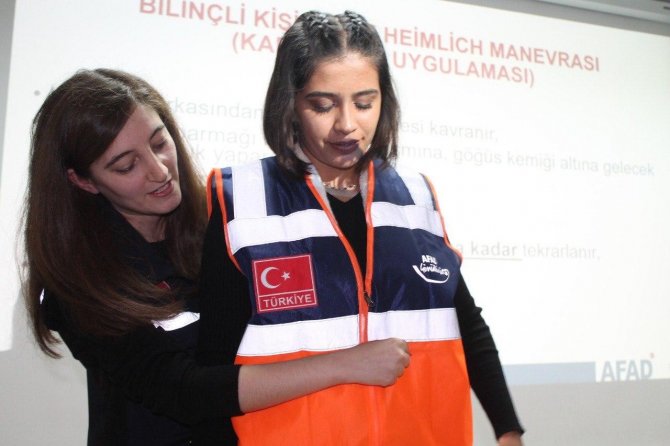 Destek Afad Gönüllüsü Eğitiminin Son Gününde 25 Katılımcı Eğitimi Başarılı Şekilde Tamamladı