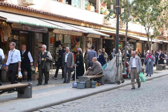 Diyarbakır’da Düzenlenen Festival, Esnafa Can Suyu Oldu