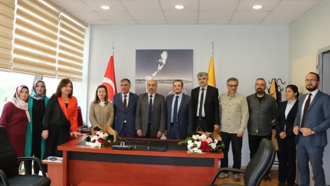 İ̇nönü Üniversitesi’nde Devir Teslim Töreni