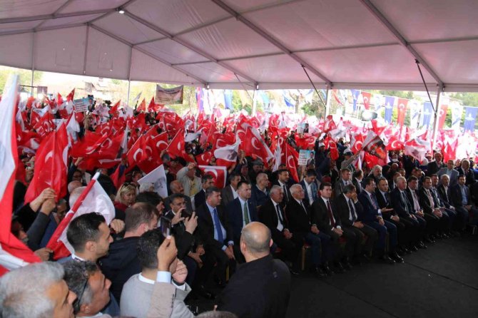 İ̇mamoğlu: “Memleketin Her Noktasına Sevgi Bağıyla Bağlıyız”