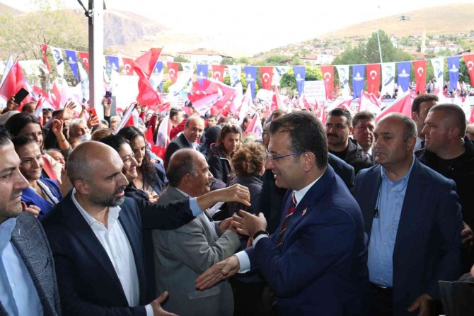 İ̇mamoğlu: “Memleketin Her Noktasına Sevgi Bağıyla Bağlıyız”