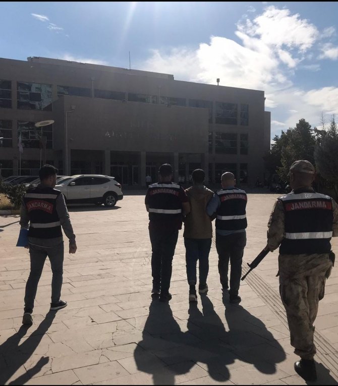 Kilis’te Pkk/pyd/ypg’li Terörist Tutuklandı
