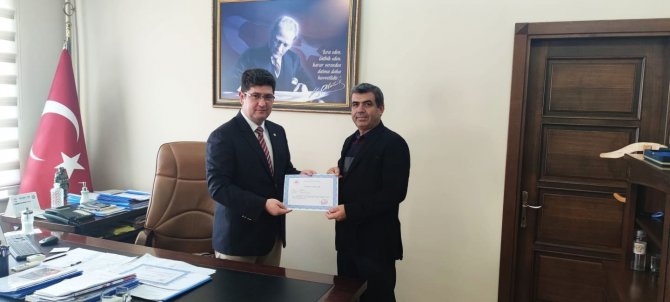 Kaymakamı Büyükköse, Milli Eğitim Çalışanlarını Ödüllendirdi