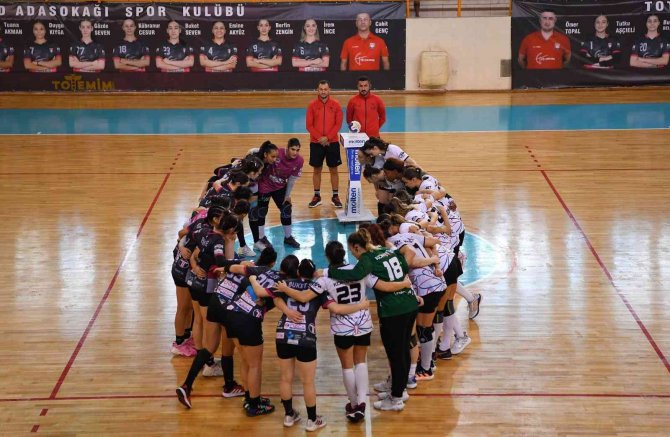 "Mavi Kelebekler", Deplasmanda Adasokağı Sk’yı Mağlup Etti