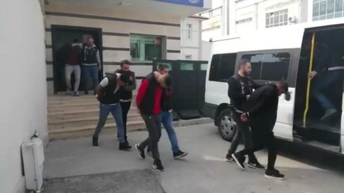 Konya’da Uyuşturucu Tacirlerine Operasyon: 21 Gözaltı