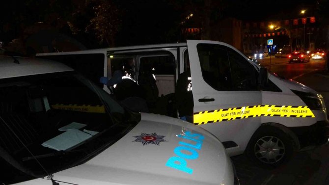 Alacak Verecek Meselesi Yüzünden Ortağını Bıçakladı