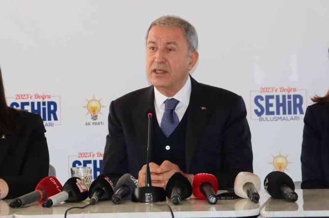 Bakan Akar’dan "Kimyasal Silah İddiası"na Sert Tepki