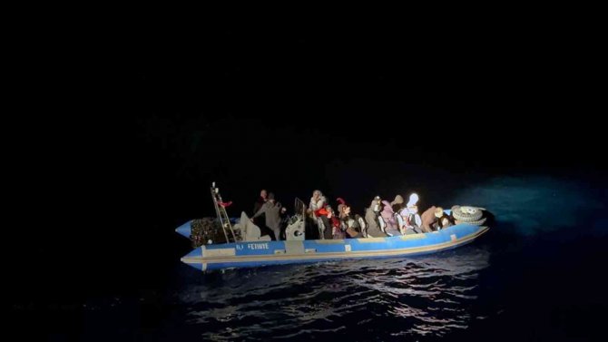 Marmaris Ve Datça’da 82 Düzensiz Göçmen Kurtarıldı