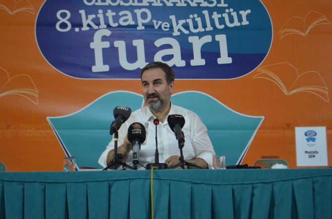 Ak Parti Genel Başkan Yardımcısı Mustafa Şen: "Kitap Okumayı Bilmediğimiz İçin Pek Akılda Kalmıyor"