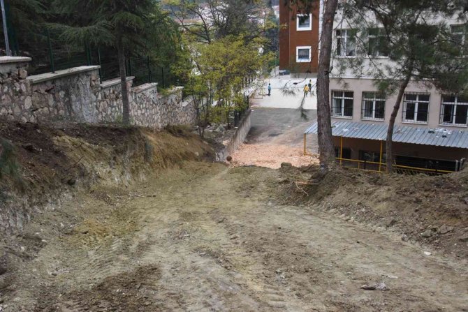 Bu Yol Öğrenciler İçin Kolaylık Sağlayacak