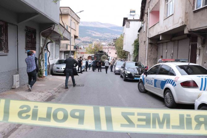 Kahramanmaraş’ta Operasyona Giden Polise Saldırı: 3 Polis Yaralandı, 1 Şüpheli Ölü Ele Geçirildi