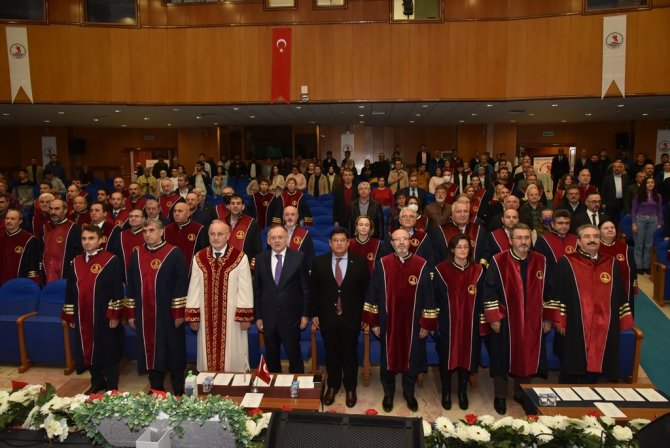 Rektör Ünal: “Omü’yü Türkiye Sıralamasında İlk 10’a Yerleştirmek Arzundayız”