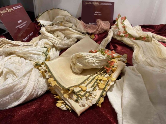 Pendik’te Boşnak Halk Kıyafetleri Görücüye Çıktı