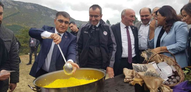 Safran Üretimi İle Turizmi Artıracak Olan “Lavanta Kokulu Safran Bahçesi" Projesi Tanıtıldı