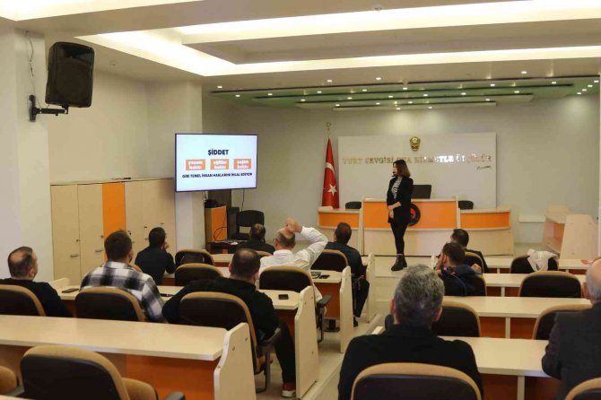 Erkek Çalışanlara “Kadına Yönelik Şiddetle Mücadele” Eğitimi