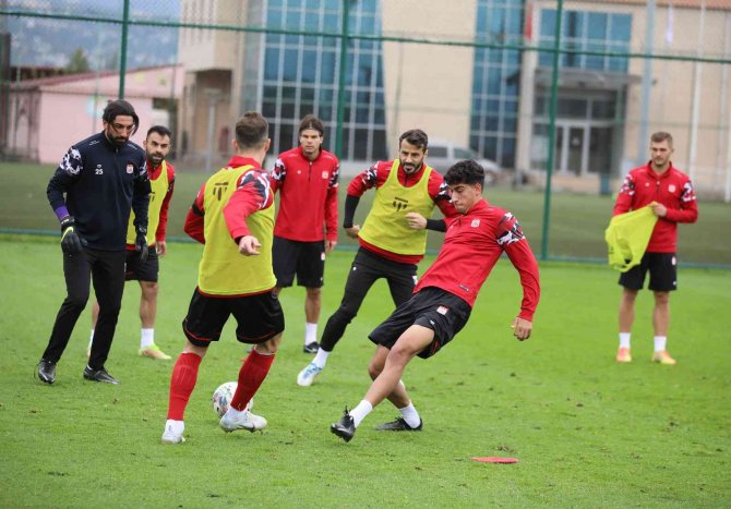 Sivasspor, Trabzon Maçının Taktiğini Çalıştı