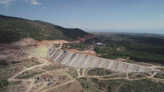 Isparta Yenişarbademli Barajı’nda Çalışmalar Devam Ediyor
