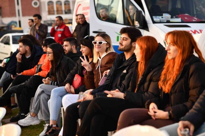 Plaj Voleybolunda Şampiyon “Zeplin” Takımı Oldu