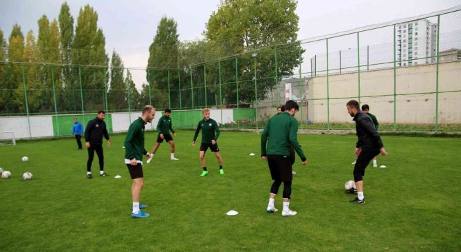 Sivas Belediyespor, Esenler Erokspor Maçına Hazırlanıyor